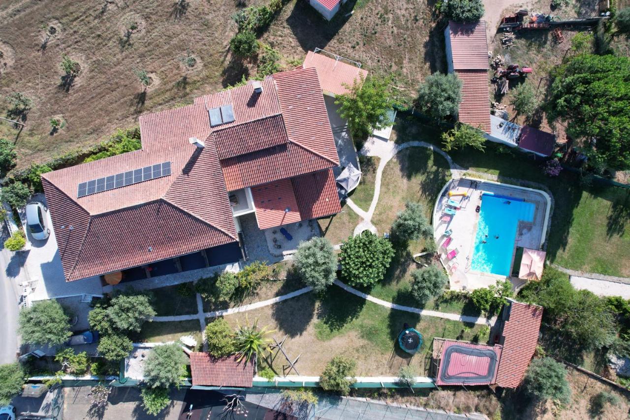 Ferienwohnung A Casa Amarela Pinheiro de Coja Exterior foto