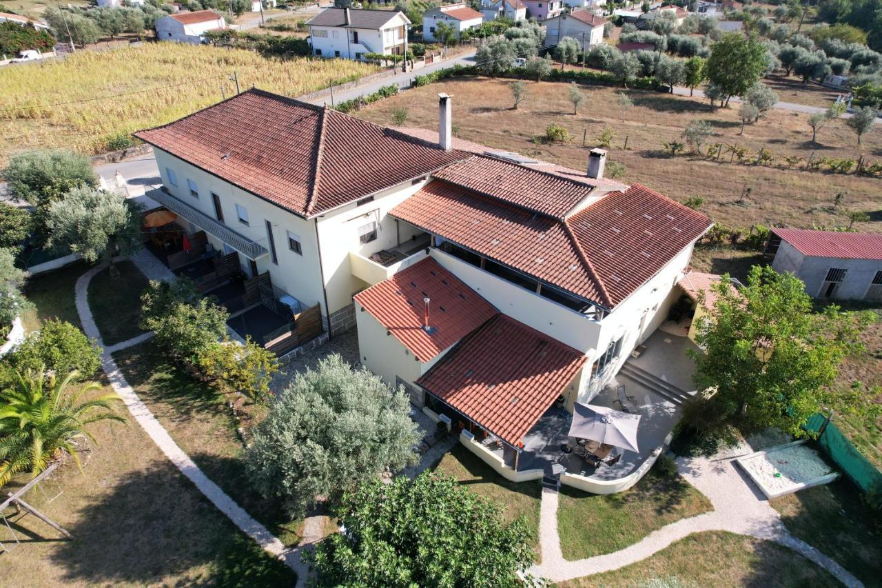 Ferienwohnung A Casa Amarela Pinheiro de Coja Exterior foto